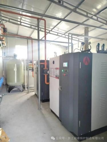 日洗2000套布草洗涤厂新上2台双峰1吨超低氮冷凝燃气蒸汽发生器